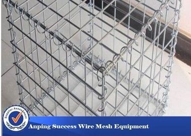 Argenti i pannelli galvanizzati della rete metallica della gabbia/gabbione della maglia del gabbione facili installano