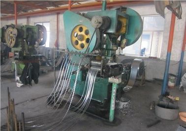 Heavy Duty Type Razor Barbed Wire Machine 0.3 - 0.5mm Material Thickness